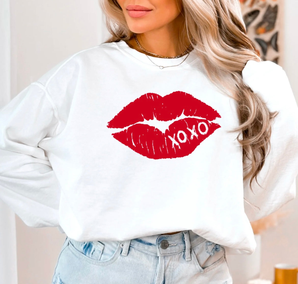 Xoxo lips sweatshirt